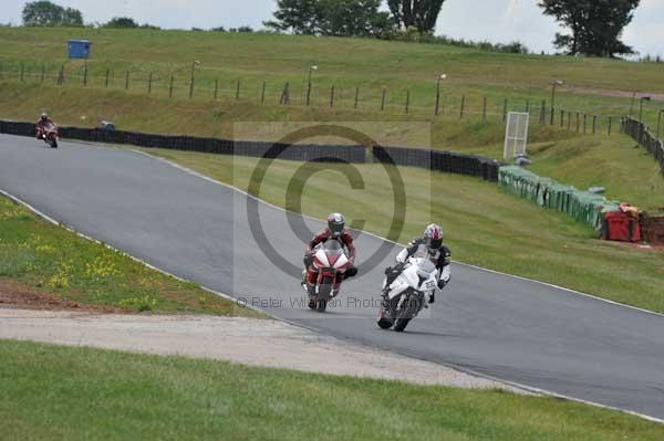 anglesey;brands hatch;cadwell park;croft;donington park;enduro digital images;event digital images;eventdigitalimages;mallory;no limits;oulton park;peter wileman photography;racing digital images;silverstone;snetterton;trackday digital images;trackday photos;vmcc banbury run