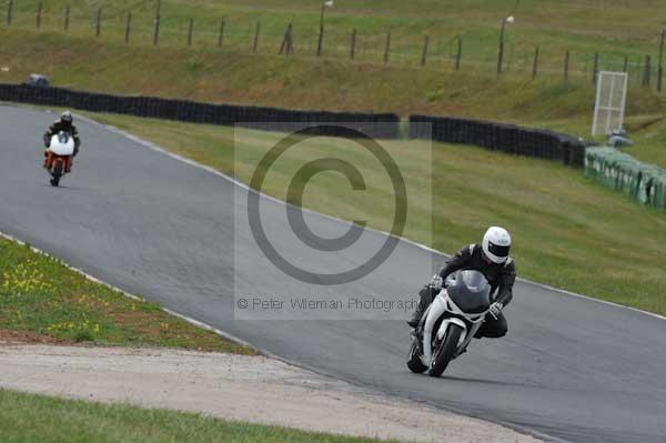 anglesey;brands hatch;cadwell park;croft;donington park;enduro digital images;event digital images;eventdigitalimages;mallory;no limits;oulton park;peter wileman photography;racing digital images;silverstone;snetterton;trackday digital images;trackday photos;vmcc banbury run