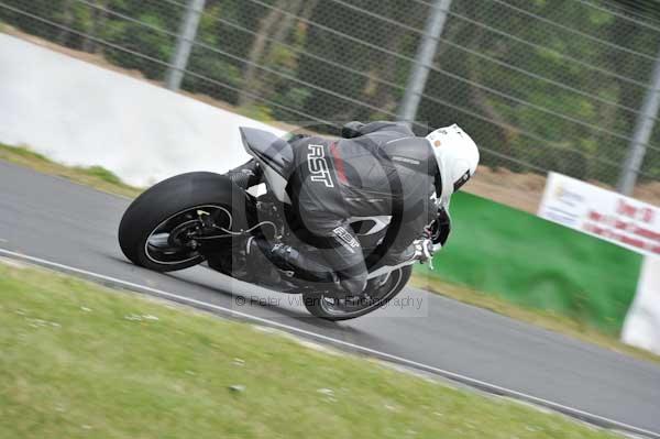 anglesey;brands hatch;cadwell park;croft;donington park;enduro digital images;event digital images;eventdigitalimages;mallory;no limits;oulton park;peter wileman photography;racing digital images;silverstone;snetterton;trackday digital images;trackday photos;vmcc banbury run