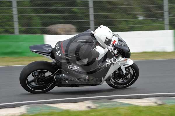 anglesey;brands hatch;cadwell park;croft;donington park;enduro digital images;event digital images;eventdigitalimages;mallory;no limits;oulton park;peter wileman photography;racing digital images;silverstone;snetterton;trackday digital images;trackday photos;vmcc banbury run