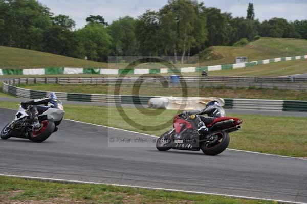 anglesey;brands hatch;cadwell park;croft;donington park;enduro digital images;event digital images;eventdigitalimages;mallory;no limits;oulton park;peter wileman photography;racing digital images;silverstone;snetterton;trackday digital images;trackday photos;vmcc banbury run