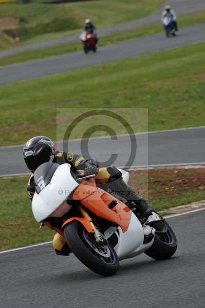 anglesey;brands hatch;cadwell park;croft;donington park;enduro digital images;event digital images;eventdigitalimages;mallory;no limits;oulton park;peter wileman photography;racing digital images;silverstone;snetterton;trackday digital images;trackday photos;vmcc banbury run