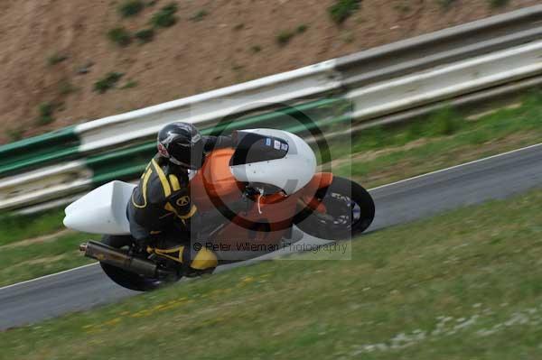 anglesey;brands hatch;cadwell park;croft;donington park;enduro digital images;event digital images;eventdigitalimages;mallory;no limits;oulton park;peter wileman photography;racing digital images;silverstone;snetterton;trackday digital images;trackday photos;vmcc banbury run