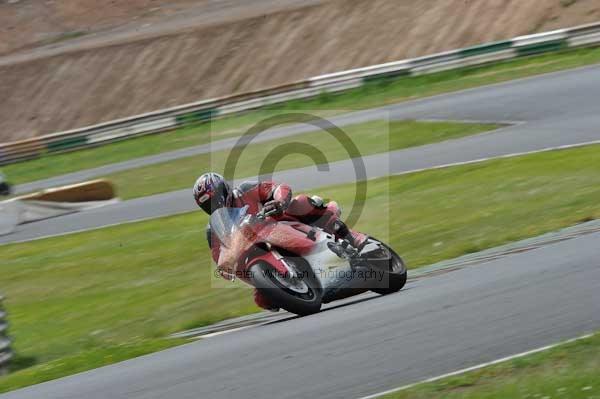 anglesey;brands hatch;cadwell park;croft;donington park;enduro digital images;event digital images;eventdigitalimages;mallory;no limits;oulton park;peter wileman photography;racing digital images;silverstone;snetterton;trackday digital images;trackday photos;vmcc banbury run