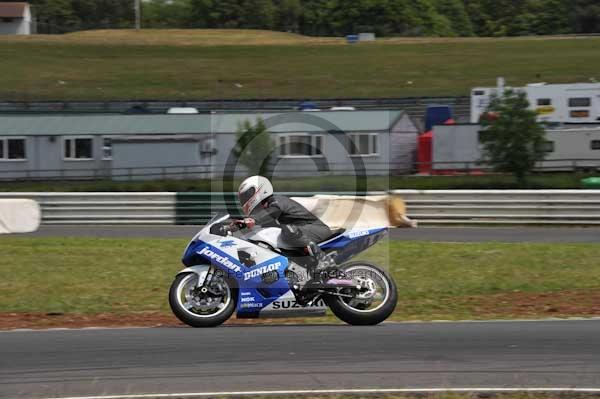 anglesey;brands hatch;cadwell park;croft;donington park;enduro digital images;event digital images;eventdigitalimages;mallory park;no limits;oulton park;peter wileman photography;racing digital images;silverstone;snetterton;trackday digital images;trackday photos;vmcc banbury run;welsh 2 day enduro
