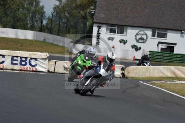 anglesey;brands hatch;cadwell park;croft;donington park;enduro digital images;event digital images;eventdigitalimages;mallory park;no limits;oulton park;peter wileman photography;racing digital images;silverstone;snetterton;trackday digital images;trackday photos;vmcc banbury run;welsh 2 day enduro