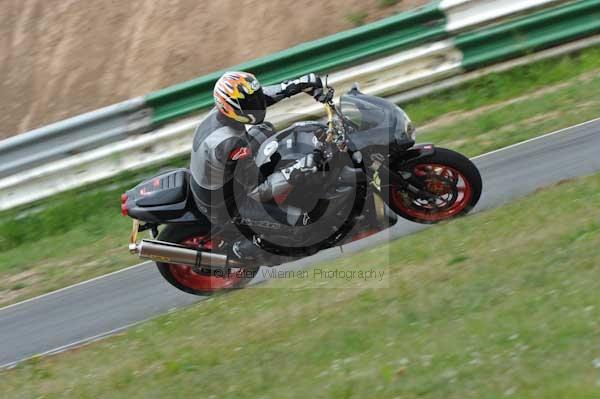 anglesey;brands hatch;cadwell park;croft;donington park;enduro digital images;event digital images;eventdigitalimages;mallory park;no limits;oulton park;peter wileman photography;racing digital images;silverstone;snetterton;trackday digital images;trackday photos;vmcc banbury run;welsh 2 day enduro