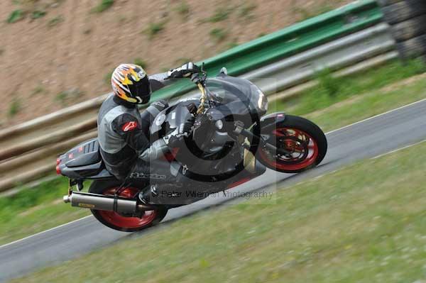 anglesey;brands hatch;cadwell park;croft;donington park;enduro digital images;event digital images;eventdigitalimages;mallory park;no limits;oulton park;peter wileman photography;racing digital images;silverstone;snetterton;trackday digital images;trackday photos;vmcc banbury run;welsh 2 day enduro