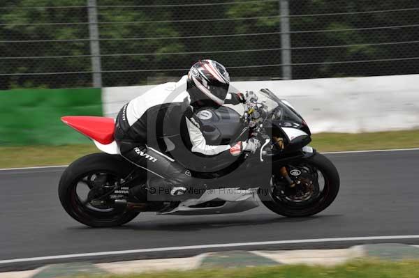 anglesey;brands hatch;cadwell park;croft;donington park;enduro digital images;event digital images;eventdigitalimages;mallory park;no limits;oulton park;peter wileman photography;racing digital images;silverstone;snetterton;trackday digital images;trackday photos;vmcc banbury run;welsh 2 day enduro