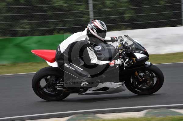 anglesey;brands hatch;cadwell park;croft;donington park;enduro digital images;event digital images;eventdigitalimages;mallory park;no limits;oulton park;peter wileman photography;racing digital images;silverstone;snetterton;trackday digital images;trackday photos;vmcc banbury run;welsh 2 day enduro