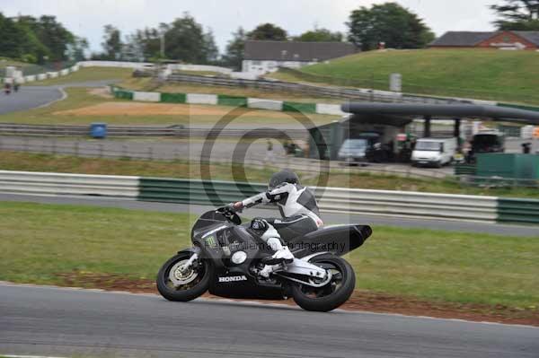 anglesey;brands hatch;cadwell park;croft;donington park;enduro digital images;event digital images;eventdigitalimages;mallory;no limits;oulton park;peter wileman photography;racing digital images;silverstone;snetterton;trackday digital images;trackday photos;vmcc banbury run