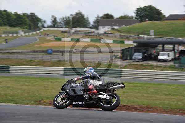 anglesey;brands hatch;cadwell park;croft;donington park;enduro digital images;event digital images;eventdigitalimages;mallory;no limits;oulton park;peter wileman photography;racing digital images;silverstone;snetterton;trackday digital images;trackday photos;vmcc banbury run