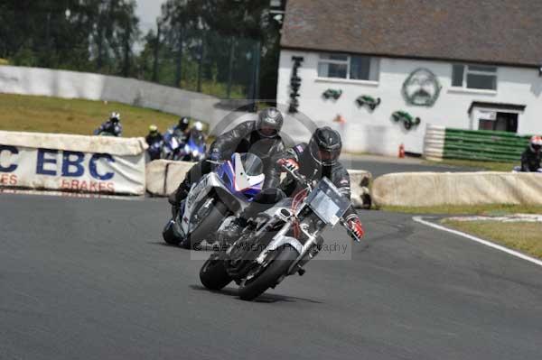 anglesey;brands hatch;cadwell park;croft;donington park;enduro digital images;event digital images;eventdigitalimages;mallory;no limits;oulton park;peter wileman photography;racing digital images;silverstone;snetterton;trackday digital images;trackday photos;vmcc banbury run