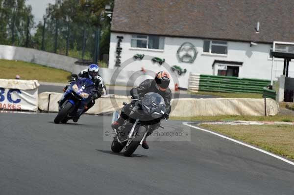 anglesey;brands hatch;cadwell park;croft;donington park;enduro digital images;event digital images;eventdigitalimages;mallory;no limits;oulton park;peter wileman photography;racing digital images;silverstone;snetterton;trackday digital images;trackday photos;vmcc banbury run