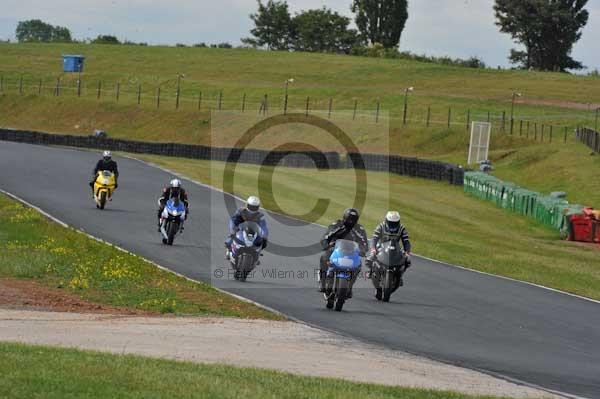 anglesey;brands hatch;cadwell park;croft;donington park;enduro digital images;event digital images;eventdigitalimages;mallory;no limits;oulton park;peter wileman photography;racing digital images;silverstone;snetterton;trackday digital images;trackday photos;vmcc banbury run