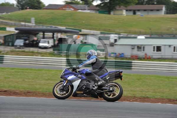 anglesey;brands hatch;cadwell park;croft;donington park;enduro digital images;event digital images;eventdigitalimages;mallory;no limits;oulton park;peter wileman photography;racing digital images;silverstone;snetterton;trackday digital images;trackday photos;vmcc banbury run