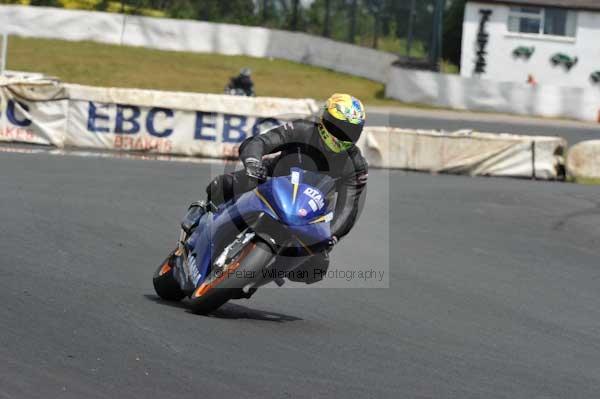 anglesey;brands hatch;cadwell park;croft;donington park;enduro digital images;event digital images;eventdigitalimages;mallory;no limits;oulton park;peter wileman photography;racing digital images;silverstone;snetterton;trackday digital images;trackday photos;vmcc banbury run