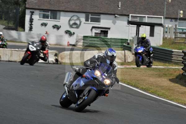 anglesey;brands hatch;cadwell park;croft;donington park;enduro digital images;event digital images;eventdigitalimages;mallory;no limits;oulton park;peter wileman photography;racing digital images;silverstone;snetterton;trackday digital images;trackday photos;vmcc banbury run