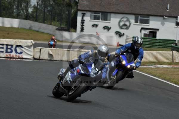 anglesey;brands hatch;cadwell park;croft;donington park;enduro digital images;event digital images;eventdigitalimages;mallory;no limits;oulton park;peter wileman photography;racing digital images;silverstone;snetterton;trackday digital images;trackday photos;vmcc banbury run