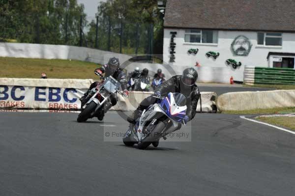 anglesey;brands hatch;cadwell park;croft;donington park;enduro digital images;event digital images;eventdigitalimages;mallory;no limits;oulton park;peter wileman photography;racing digital images;silverstone;snetterton;trackday digital images;trackday photos;vmcc banbury run