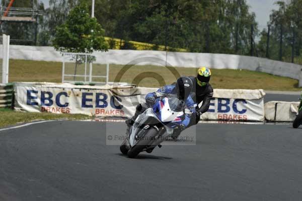 anglesey;brands hatch;cadwell park;croft;donington park;enduro digital images;event digital images;eventdigitalimages;mallory;no limits;oulton park;peter wileman photography;racing digital images;silverstone;snetterton;trackday digital images;trackday photos;vmcc banbury run