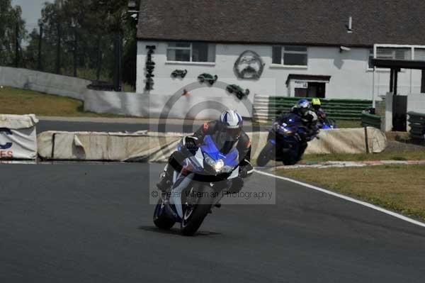 anglesey;brands hatch;cadwell park;croft;donington park;enduro digital images;event digital images;eventdigitalimages;mallory;no limits;oulton park;peter wileman photography;racing digital images;silverstone;snetterton;trackday digital images;trackday photos;vmcc banbury run
