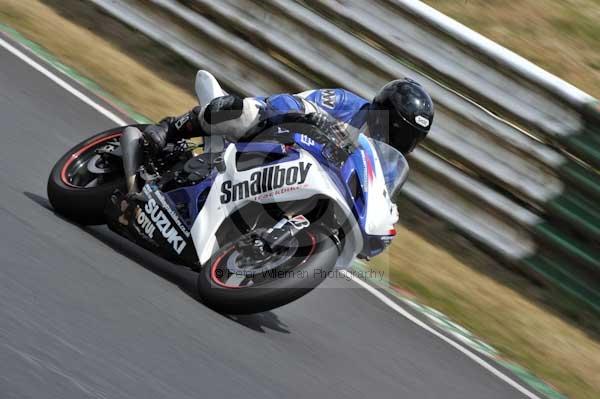 anglesey;brands hatch;cadwell park;croft;donington park;enduro digital images;event digital images;eventdigitalimages;mallory;no limits;oulton park;peter wileman photography;racing digital images;silverstone;snetterton;trackday digital images;trackday photos;vmcc banbury run