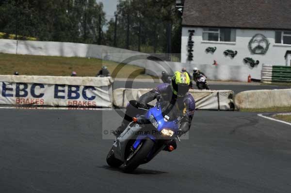 anglesey;brands hatch;cadwell park;croft;donington park;enduro digital images;event digital images;eventdigitalimages;mallory;no limits;oulton park;peter wileman photography;racing digital images;silverstone;snetterton;trackday digital images;trackday photos;vmcc banbury run