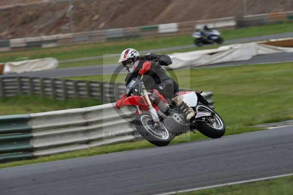 anglesey;brands hatch;cadwell park;croft;donington park;enduro digital images;event digital images;eventdigitalimages;mallory;no limits;oulton park;peter wileman photography;racing digital images;silverstone;snetterton;trackday digital images;trackday photos;vmcc banbury run