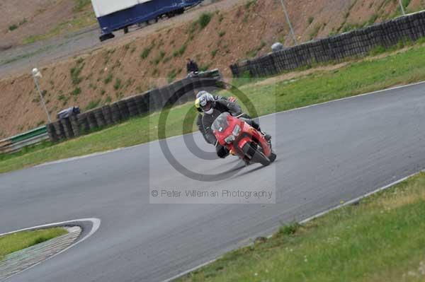 anglesey;brands hatch;cadwell park;croft;donington park;enduro digital images;event digital images;eventdigitalimages;mallory;no limits;oulton park;peter wileman photography;racing digital images;silverstone;snetterton;trackday digital images;trackday photos;vmcc banbury run