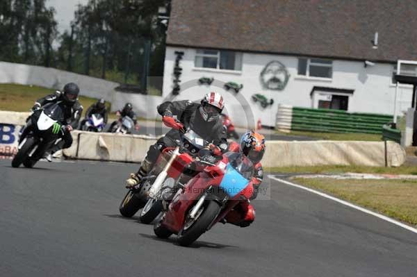 anglesey;brands hatch;cadwell park;croft;donington park;enduro digital images;event digital images;eventdigitalimages;mallory;no limits;oulton park;peter wileman photography;racing digital images;silverstone;snetterton;trackday digital images;trackday photos;vmcc banbury run