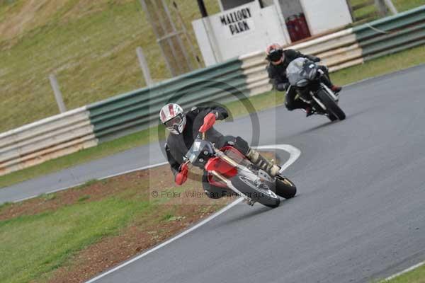 anglesey;brands hatch;cadwell park;croft;donington park;enduro digital images;event digital images;eventdigitalimages;mallory;no limits;oulton park;peter wileman photography;racing digital images;silverstone;snetterton;trackday digital images;trackday photos;vmcc banbury run