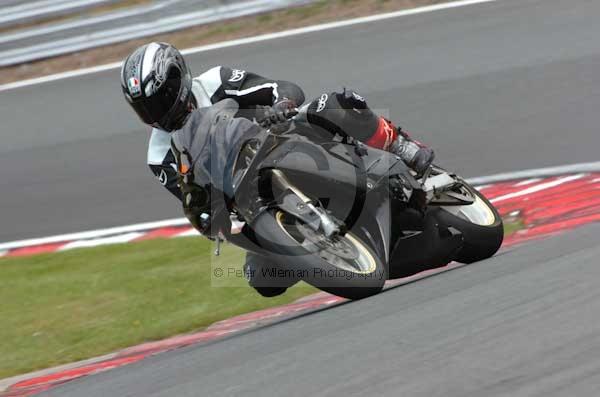 anglesey;brands hatch;cadwell park;croft;digital images;donington park;enduro;enduro digital images;event;event digital images;eventdigitalimages;mallory park;no limits;oulton park;peter wileman photography;racing;racing digital images;silverstone;snetterton;trackday;trackday digital images;trackday photos;vintage;vmcc banbury run;welsh 2 day enduro