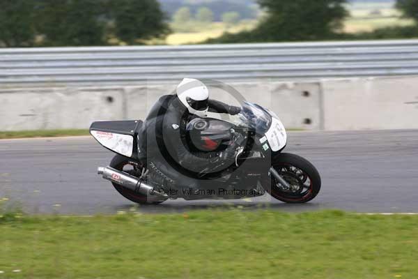 anglesey;brands hatch;cadwell park;croft;donington park;enduro digital images;event digital images;eventdigitalimages;mallory;no limits;oulton park;peter wileman photography;racing digital images;silverstone;snetterton;trackday digital images;trackday photos;vmcc banbury run