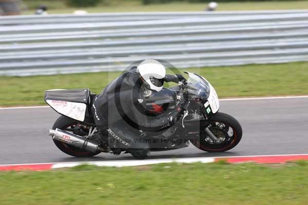 anglesey;brands hatch;cadwell park;croft;donington park;enduro digital images;event digital images;eventdigitalimages;mallory;no limits;oulton park;peter wileman photography;racing digital images;silverstone;snetterton;trackday digital images;trackday photos;vmcc banbury run