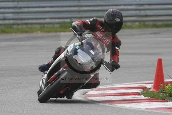 anglesey;brands hatch;cadwell park;croft;donington park;enduro digital images;event digital images;eventdigitalimages;mallory;no limits;oulton park;peter wileman photography;racing digital images;silverstone;snetterton;trackday digital images;trackday photos;vmcc banbury run