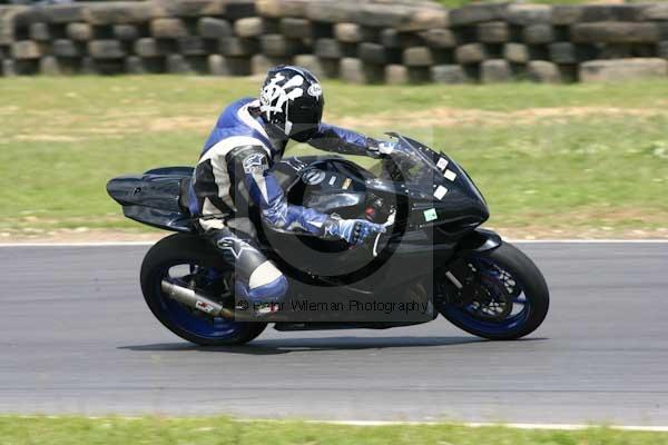 anglesey;brands hatch;cadwell park;croft;donington park;enduro digital images;event digital images;eventdigitalimages;mallory;no limits;oulton park;peter wileman photography;racing digital images;silverstone;snetterton;trackday digital images;trackday photos;vmcc banbury run
