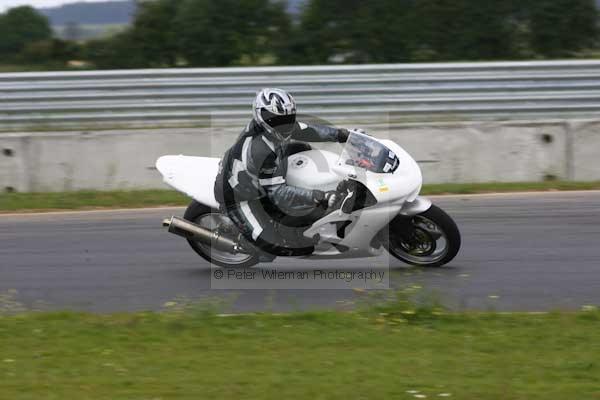 anglesey;brands hatch;cadwell park;croft;donington park;enduro digital images;event digital images;eventdigitalimages;mallory;no limits;oulton park;peter wileman photography;racing digital images;silverstone;snetterton;trackday digital images;trackday photos;vmcc banbury run