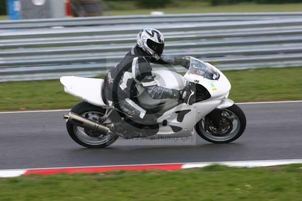 anglesey;brands hatch;cadwell park;croft;donington park;enduro digital images;event digital images;eventdigitalimages;mallory;no limits;oulton park;peter wileman photography;racing digital images;silverstone;snetterton;trackday digital images;trackday photos;vmcc banbury run