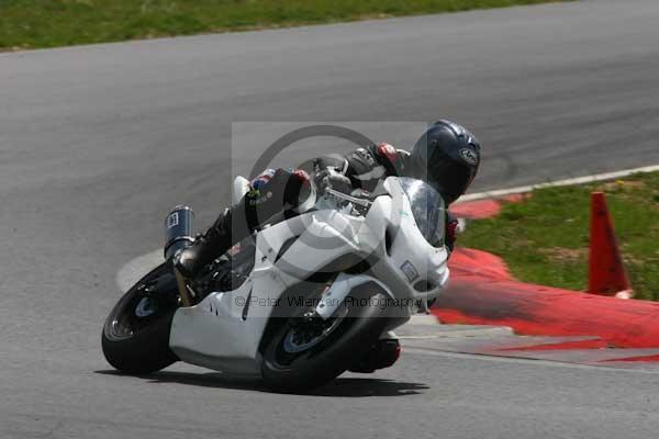 anglesey;brands hatch;cadwell park;croft;donington park;enduro digital images;event digital images;eventdigitalimages;mallory;no limits;oulton park;peter wileman photography;racing digital images;silverstone;snetterton;trackday digital images;trackday photos;vmcc banbury run