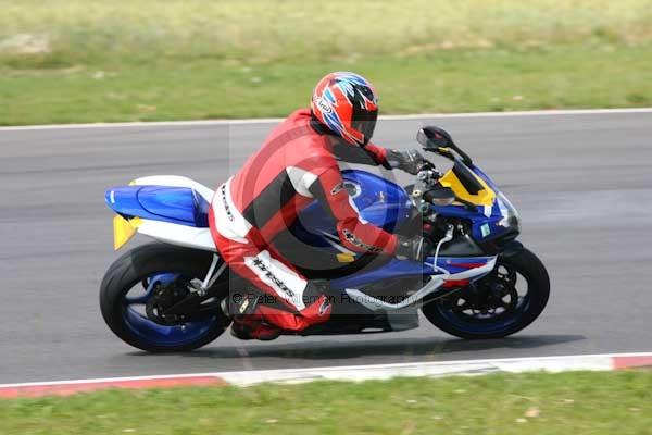 anglesey;brands hatch;cadwell park;croft;donington park;enduro digital images;event digital images;eventdigitalimages;mallory;no limits;oulton park;peter wileman photography;racing digital images;silverstone;snetterton;trackday digital images;trackday photos;vmcc banbury run