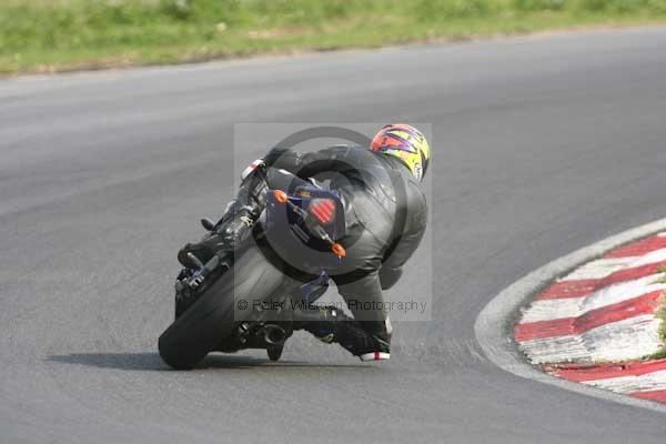anglesey;brands hatch;cadwell park;croft;donington park;enduro digital images;event digital images;eventdigitalimages;mallory;no limits;oulton park;peter wileman photography;racing digital images;silverstone;snetterton;trackday digital images;trackday photos;vmcc banbury run
