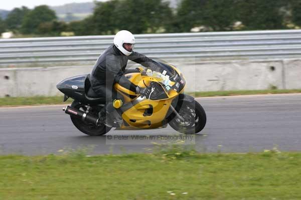 anglesey;brands hatch;cadwell park;croft;donington park;enduro digital images;event digital images;eventdigitalimages;mallory;no limits;oulton park;peter wileman photography;racing digital images;silverstone;snetterton;trackday digital images;trackday photos;vmcc banbury run