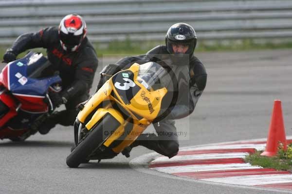 anglesey;brands hatch;cadwell park;croft;donington park;enduro digital images;event digital images;eventdigitalimages;mallory;no limits;oulton park;peter wileman photography;racing digital images;silverstone;snetterton;trackday digital images;trackday photos;vmcc banbury run