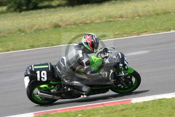 anglesey;brands hatch;cadwell park;croft;donington park;enduro digital images;event digital images;eventdigitalimages;mallory;no limits;oulton park;peter wileman photography;racing digital images;silverstone;snetterton;trackday digital images;trackday photos;vmcc banbury run