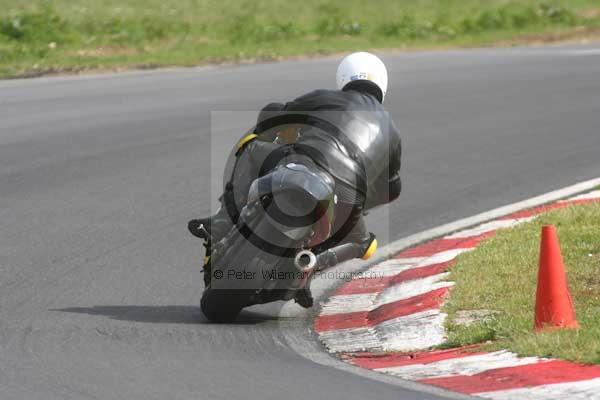 anglesey;brands hatch;cadwell park;croft;donington park;enduro digital images;event digital images;eventdigitalimages;mallory;no limits;oulton park;peter wileman photography;racing digital images;silverstone;snetterton;trackday digital images;trackday photos;vmcc banbury run