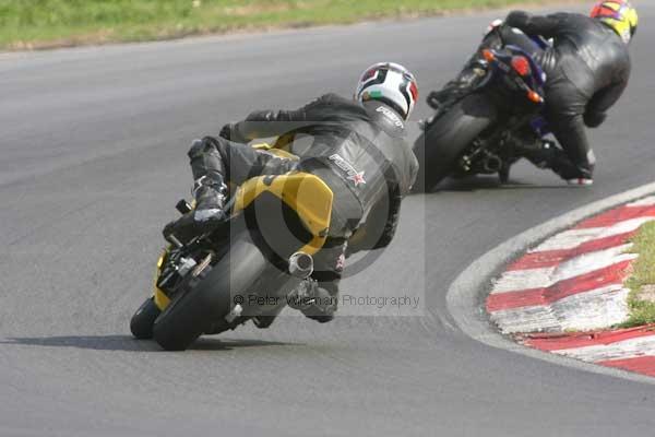 anglesey;brands hatch;cadwell park;croft;donington park;enduro digital images;event digital images;eventdigitalimages;mallory;no limits;oulton park;peter wileman photography;racing digital images;silverstone;snetterton;trackday digital images;trackday photos;vmcc banbury run