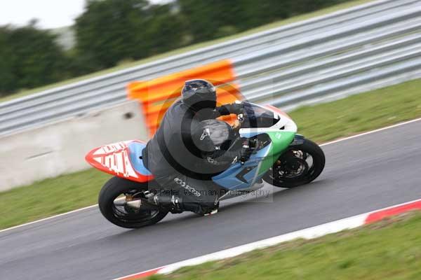 anglesey;brands hatch;cadwell park;croft;donington park;enduro digital images;event digital images;eventdigitalimages;mallory;no limits;oulton park;peter wileman photography;racing digital images;silverstone;snetterton;trackday digital images;trackday photos;vmcc banbury run