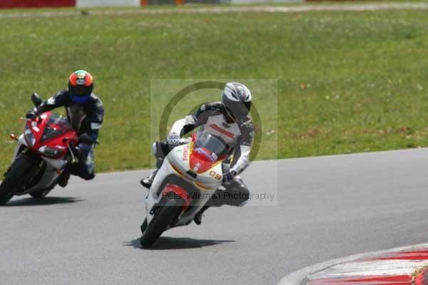 anglesey;brands hatch;cadwell park;croft;donington park;enduro digital images;event digital images;eventdigitalimages;mallory;no limits;oulton park;peter wileman photography;racing digital images;silverstone;snetterton;trackday digital images;trackday photos;vmcc banbury run