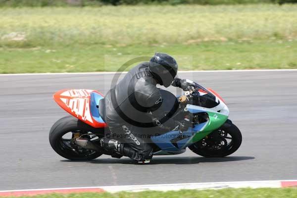 anglesey;brands hatch;cadwell park;croft;donington park;enduro digital images;event digital images;eventdigitalimages;mallory;no limits;oulton park;peter wileman photography;racing digital images;silverstone;snetterton;trackday digital images;trackday photos;vmcc banbury run